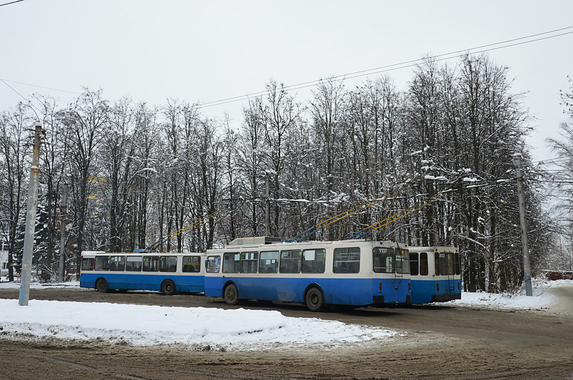 Брянск, ЗиУ-682ГМ1 (с широкой передней дверью) № 1137; Брянск — Троллейбусный парад 04.12.2020 в честь 60-летия троллейбуса г. Брянска