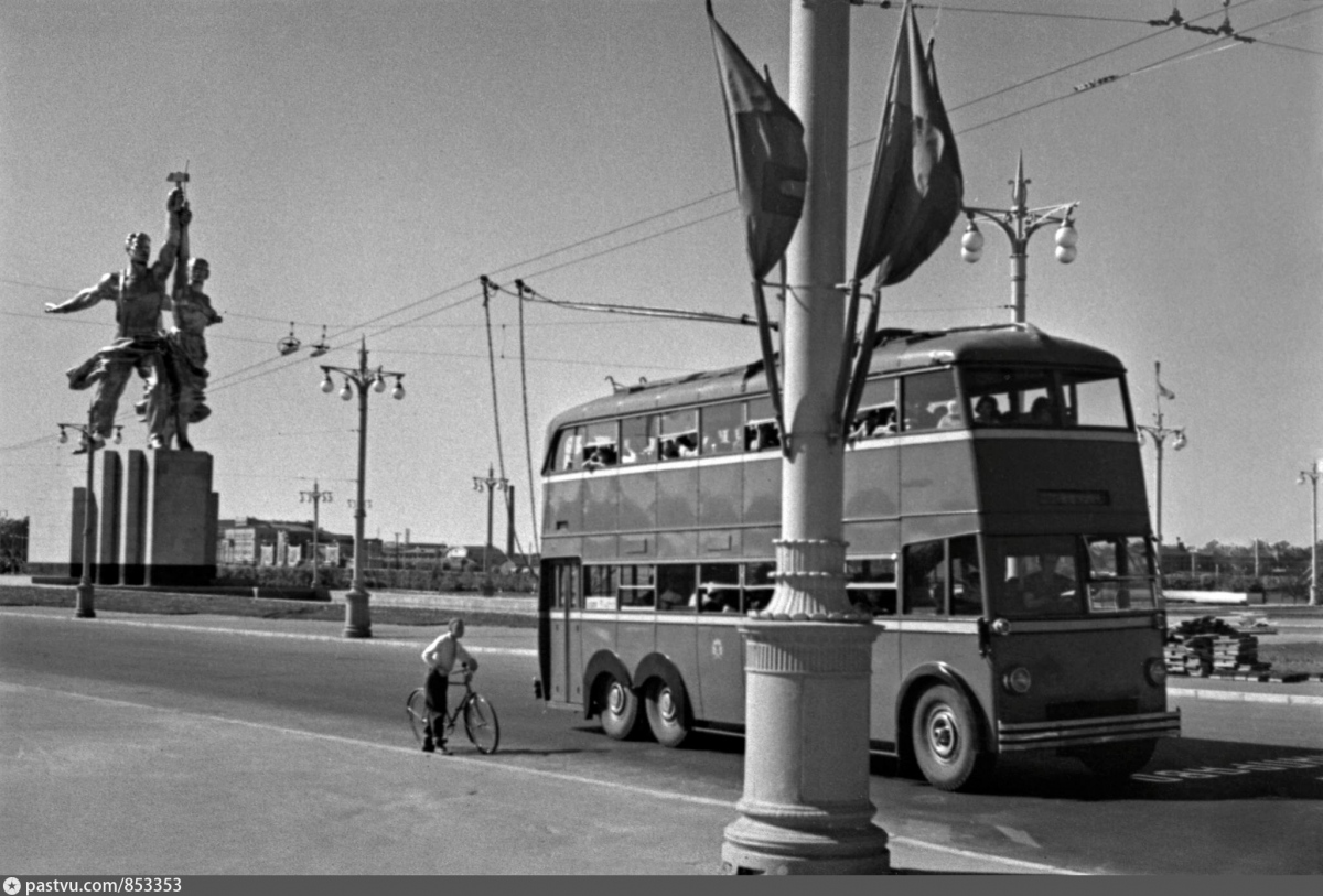 Moscou, YaTB-3 N°. 1001; Moscou — Historical photos — Double-Decker trolleybuses (1937-1953)