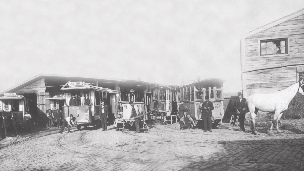 Isztambul, Horse car — 39; Isztambul, Horse car — 74; Isztambul, Horse car — 2; Isztambul — Historical photos — Horsecar (1871-1912)
