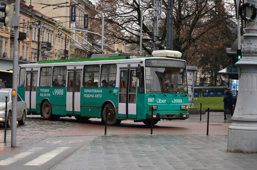 Львов, Škoda 14TrM № 597