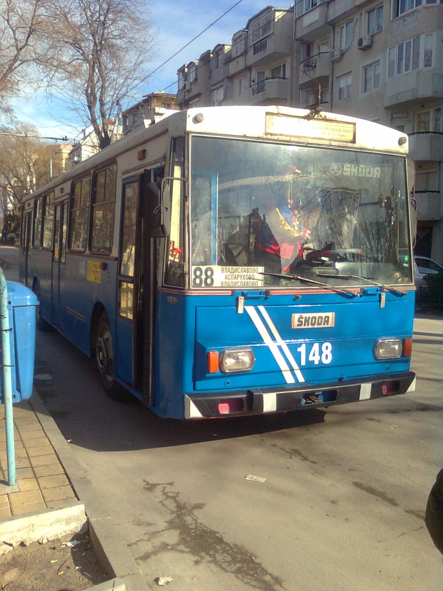 Варна, Škoda 14Tr07 № 148