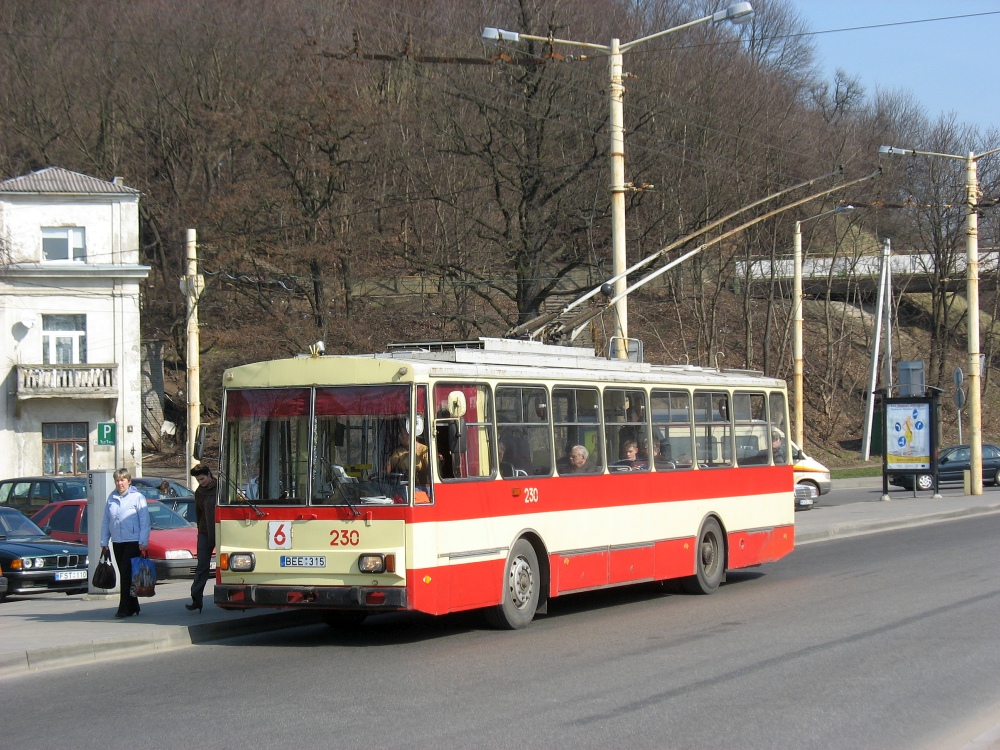 Каунас, Škoda 14Tr02 № 230