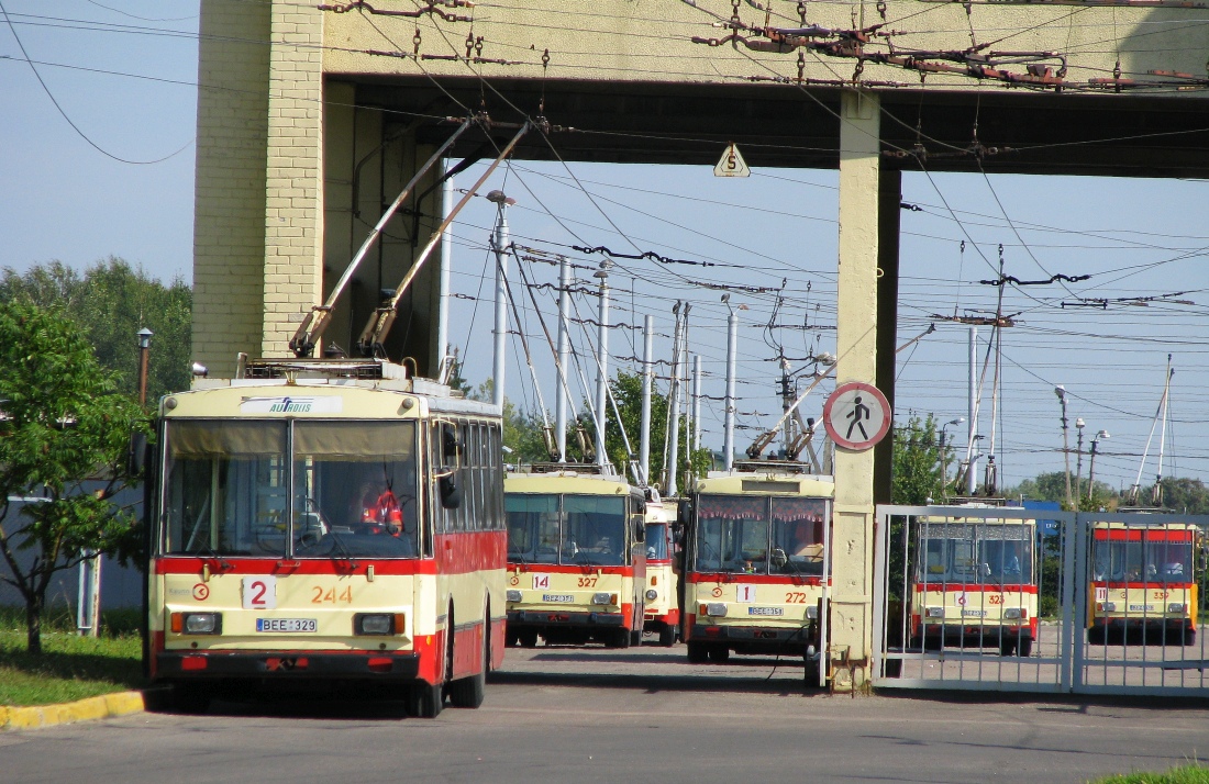 Каўнас, Škoda 14Tr02 № 244