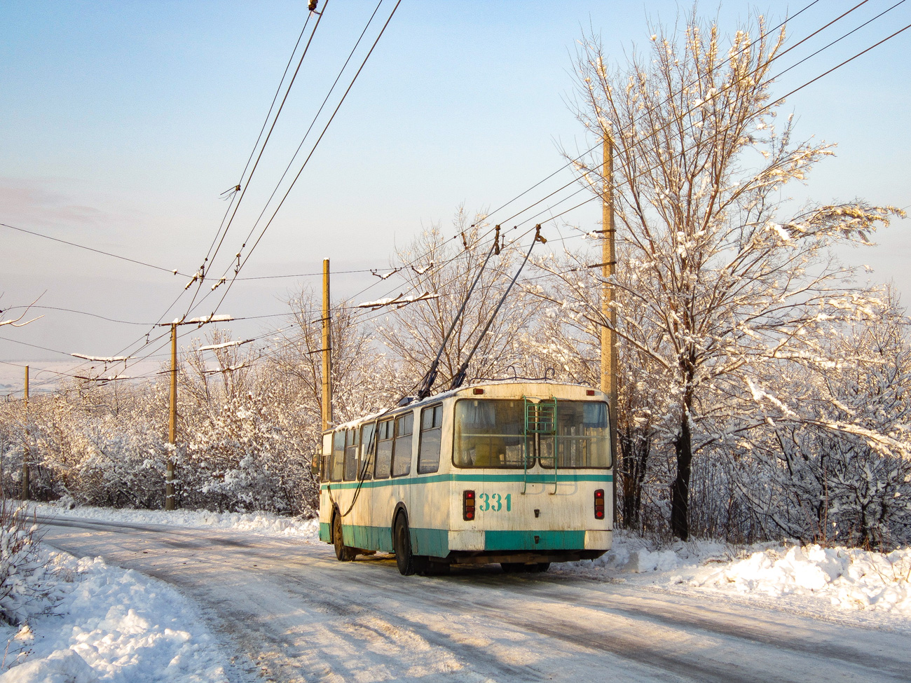 科穆納爾斯克, ZiU-682V [V00] # 331; 科穆納爾斯克 — Trolleybus network and infrastructure