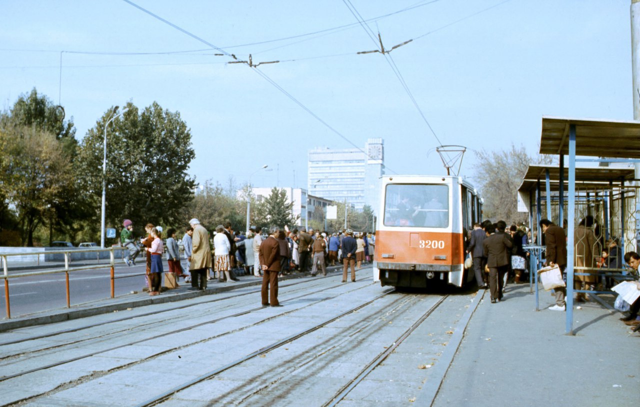 Ташкент, 71-605 (КТМ-5М3) № 3200; Ташкент — Старые фотографии