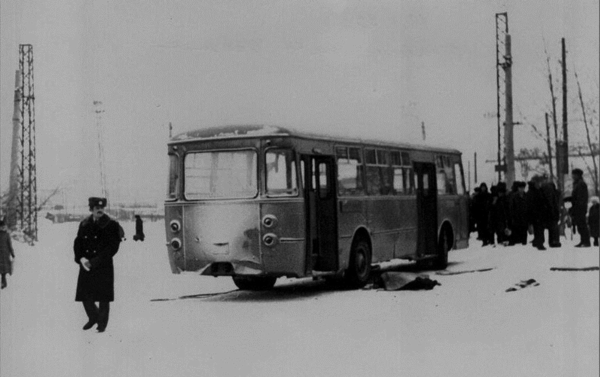 Kachkanar — Old photos; Kachkanar — Trolleybus Lines and Infrastructure