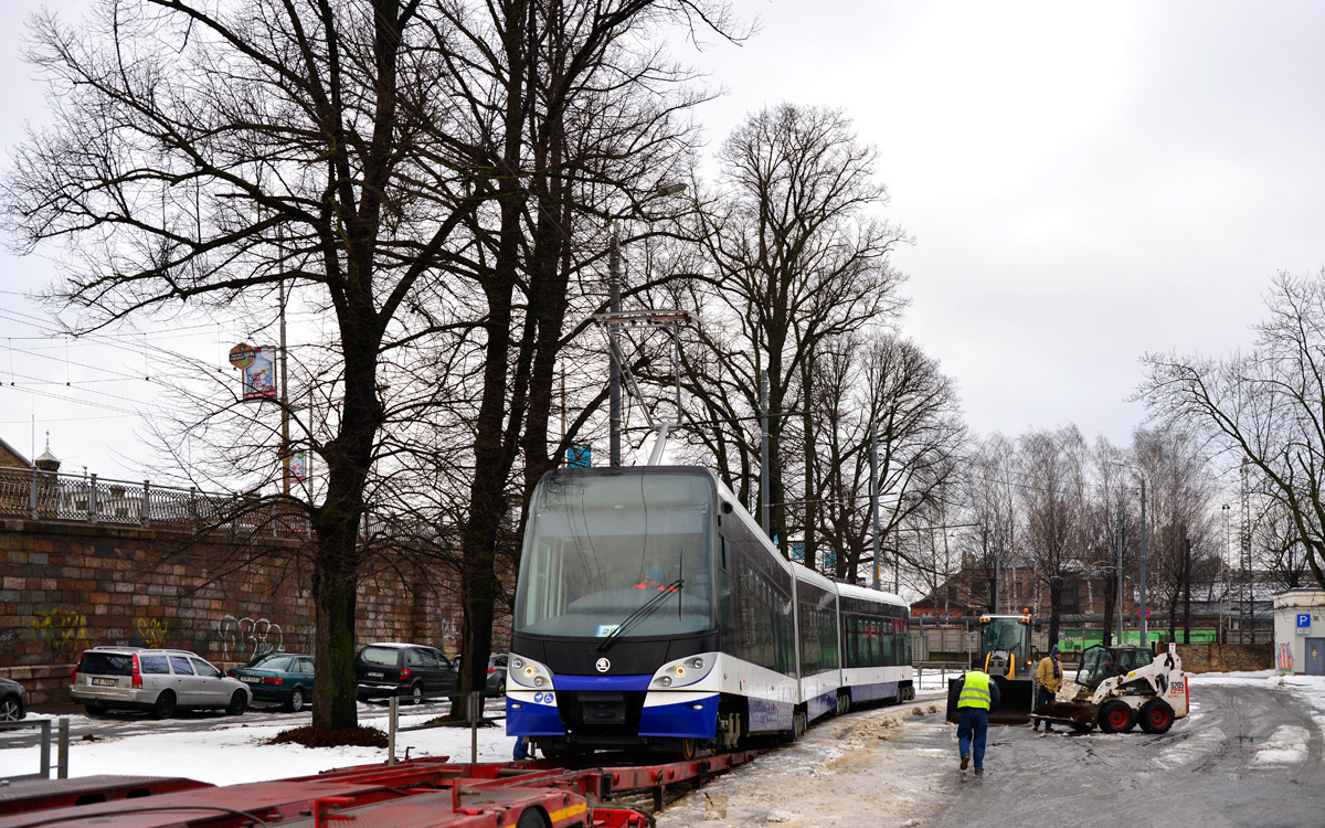 Riga, Škoda 15T2 ForCity Alfa Riga N°. 57572; Riga — Miscellaneous photos; Riga — Transportation of Rolling Stock