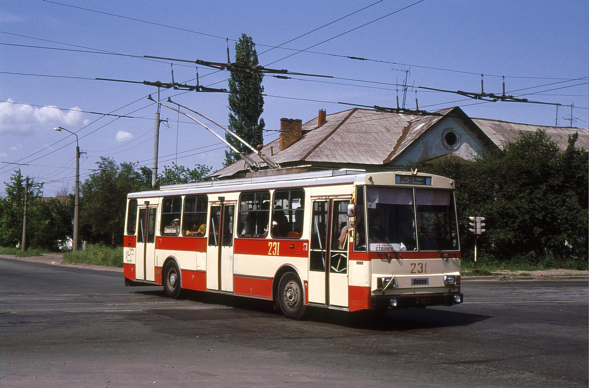 Луганск, Škoda 14Tr89/6 № 231