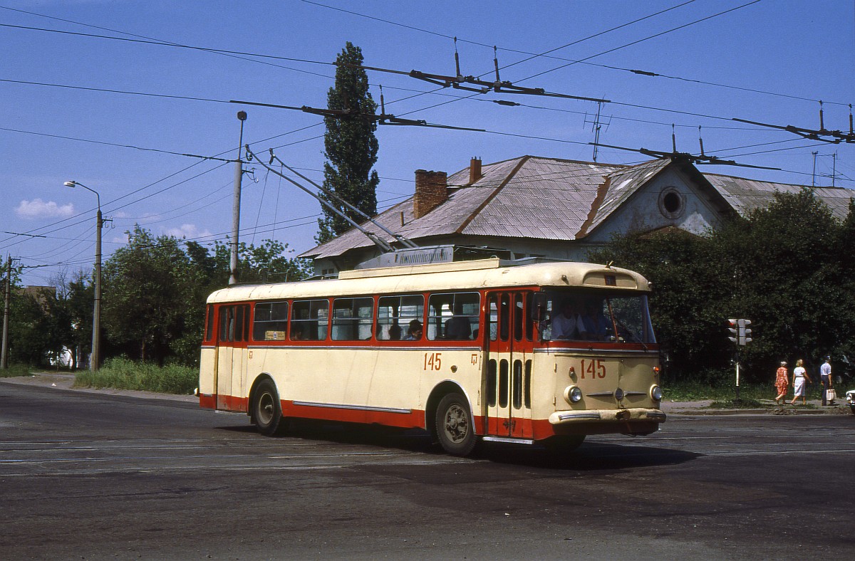 Луганск, Škoda 9Tr № 145