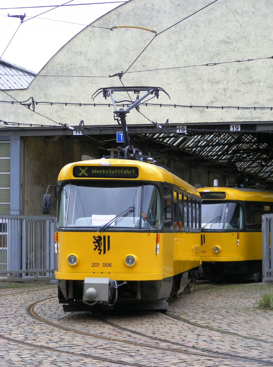 Дрезден, Tatra T4D-MS № 201 006; Дрезден — Трамвайное депо Толькевиц (закрытые 2003)
