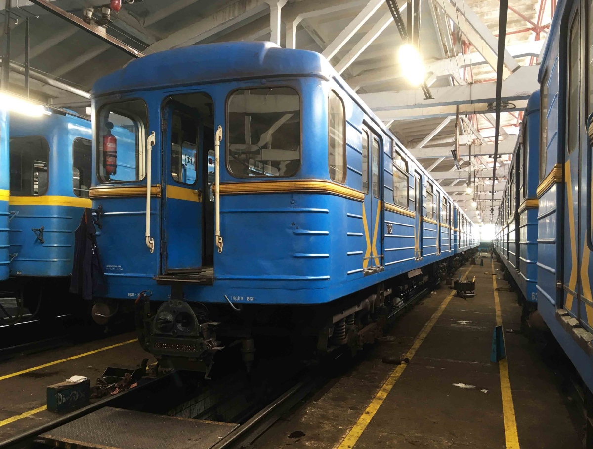 Kyjev, Ema-502 č. 7182