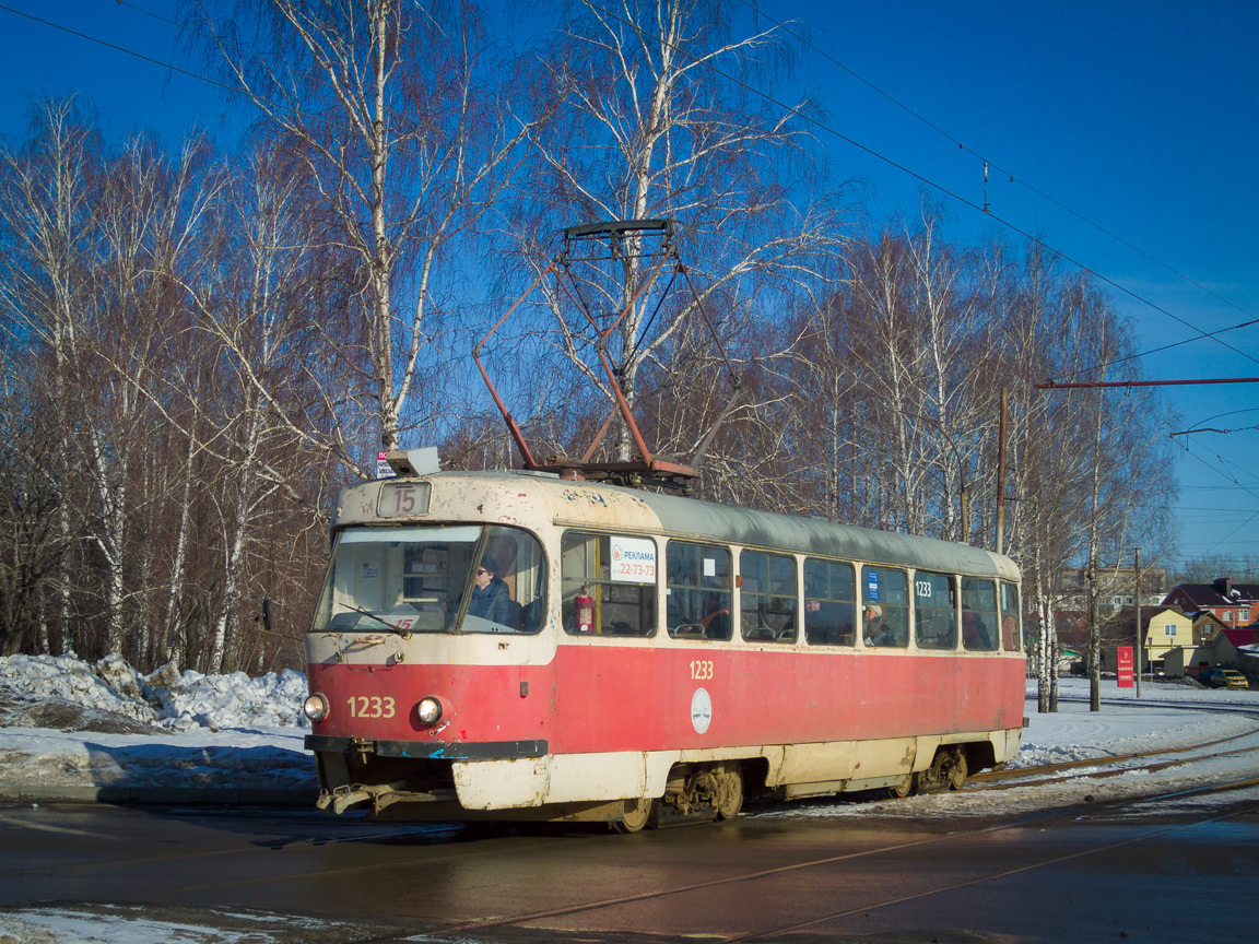 Uljanovszk, Tatra T3SU — 1233