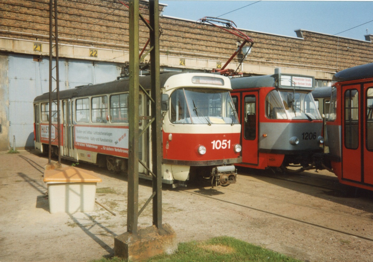 Галле, Tatra T4D № 1051; Галле, Tatra T4DC № 1206