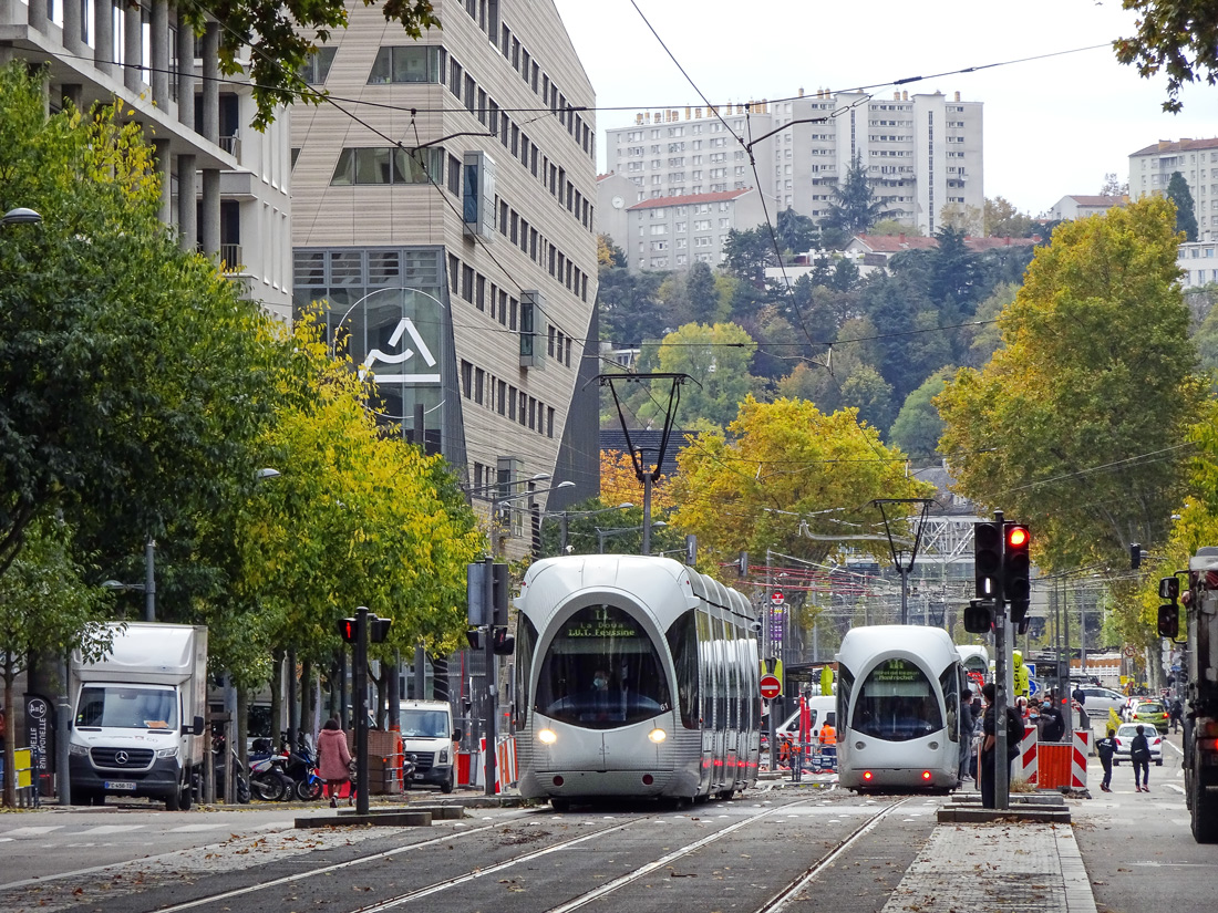 Лион, Alstom Citadis 302 № 861