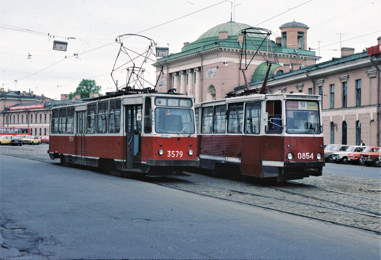 Санкт-Петербург, ЛМ-68М № 3579; Санкт-Петербург, 71-605 (КТМ-5М3) № 0854