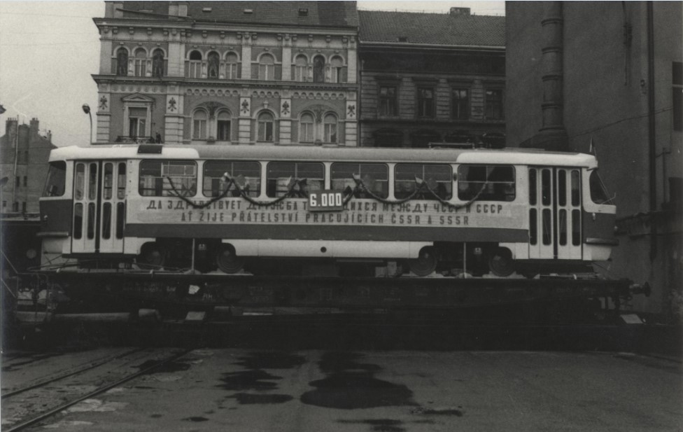 Ростов-на-Дону, Tatra T3SU (двухдверная) № 6000; Прага — Завод ЧКД Татра