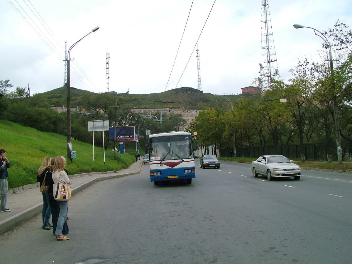 Владивосток — Закрытые маршруты и остатки троллейбусной инфраструктуры