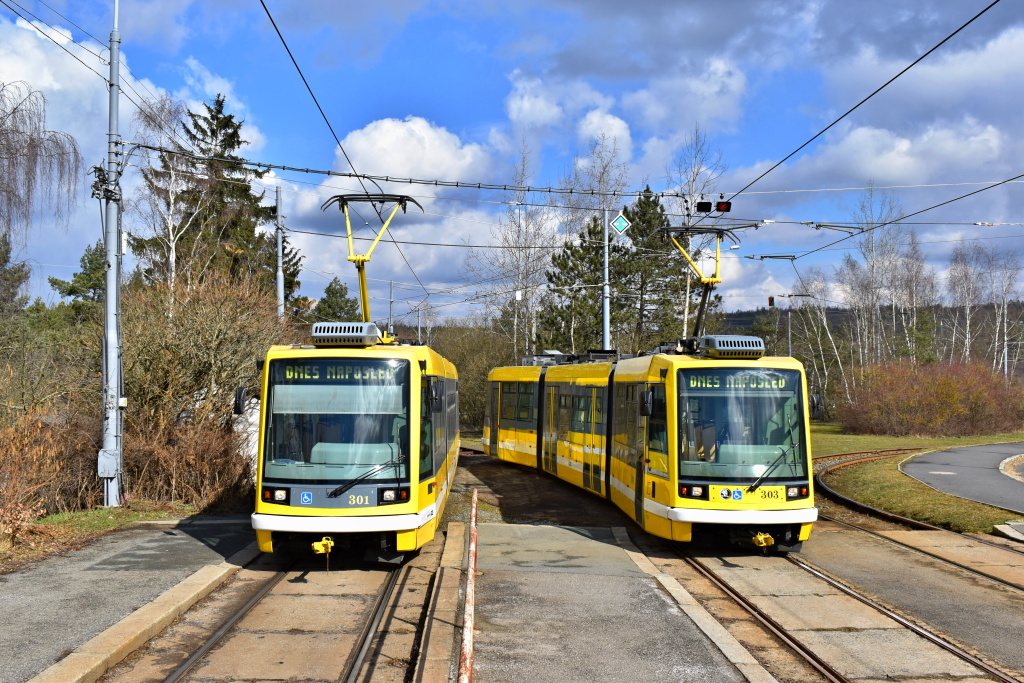 Plzeň, Škoda 03T0 Astra № 301; Plzeň, Škoda 03T2 Astra № 303