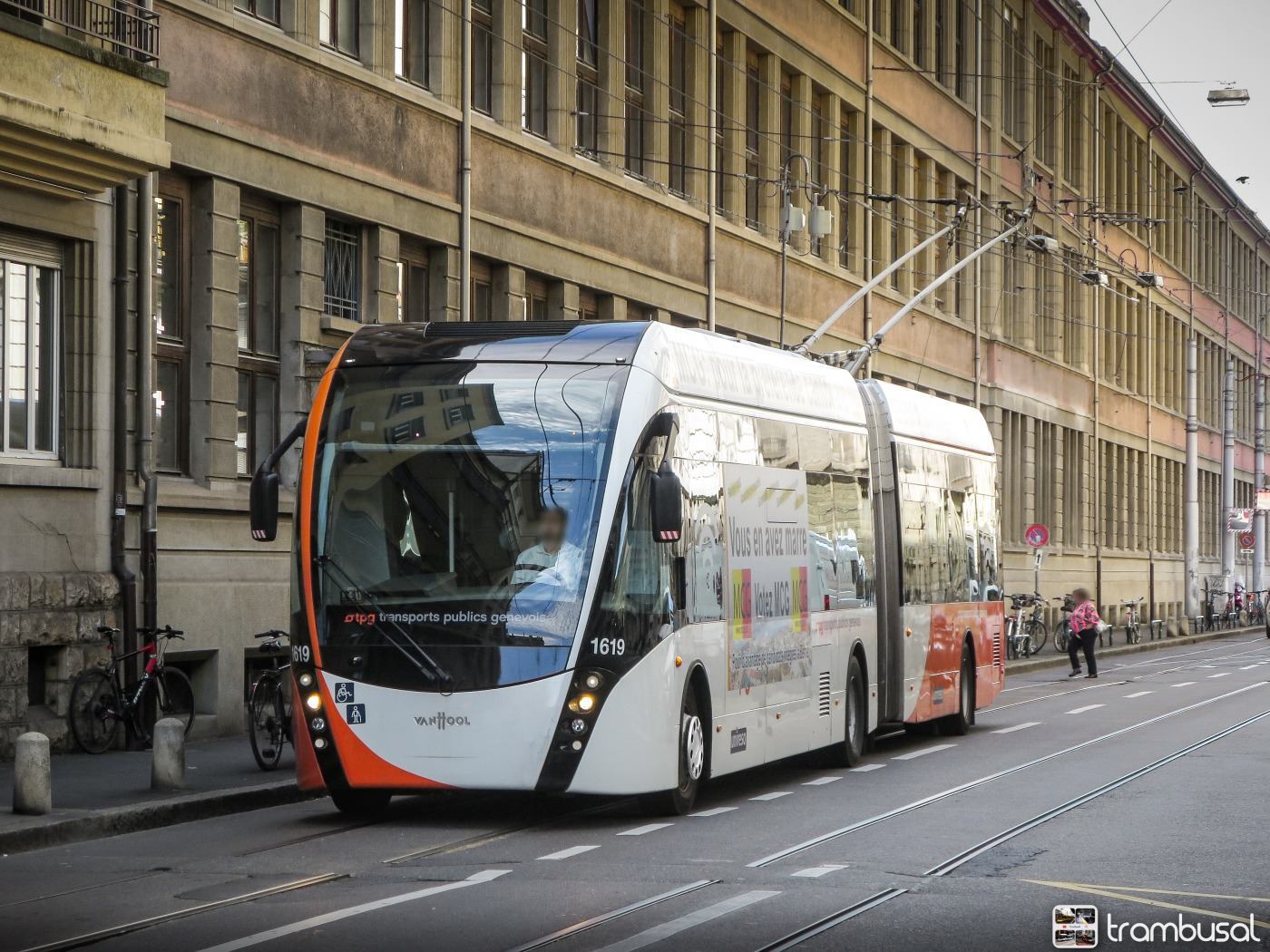 Женева, Van Hool Exqui.City 18 № 1619