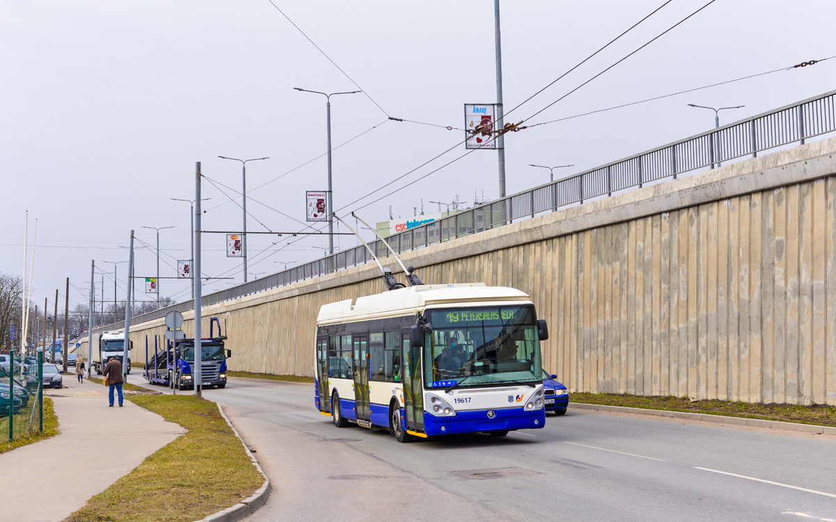 Рига, Škoda 24Tr Irisbus Citelis № 19617