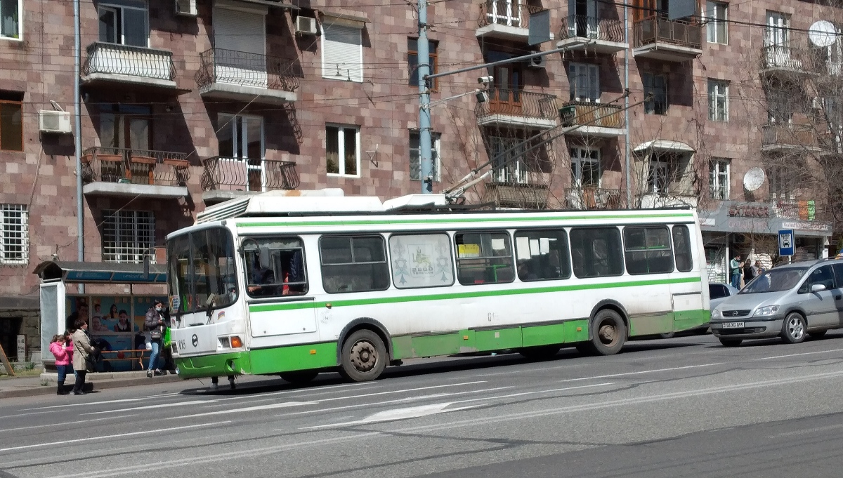 Erevan, LiAZ-5280 (VZTM) N°. 015