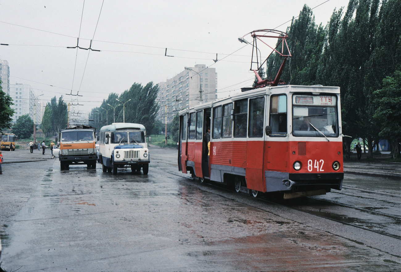 Mariupol, 71-605 (KTM-5M3) № 842