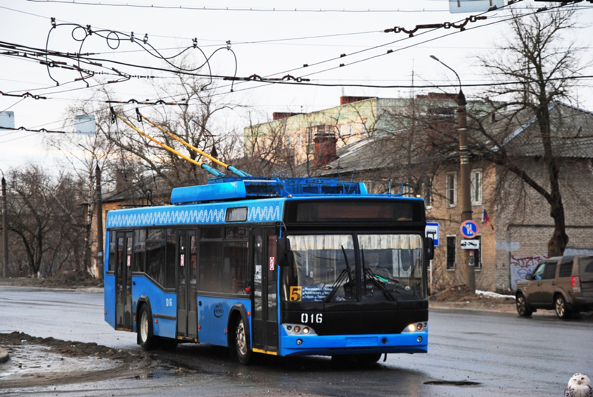 Троллейбус 40 изменение. СВАРЗ-МАЗ-6235.00.