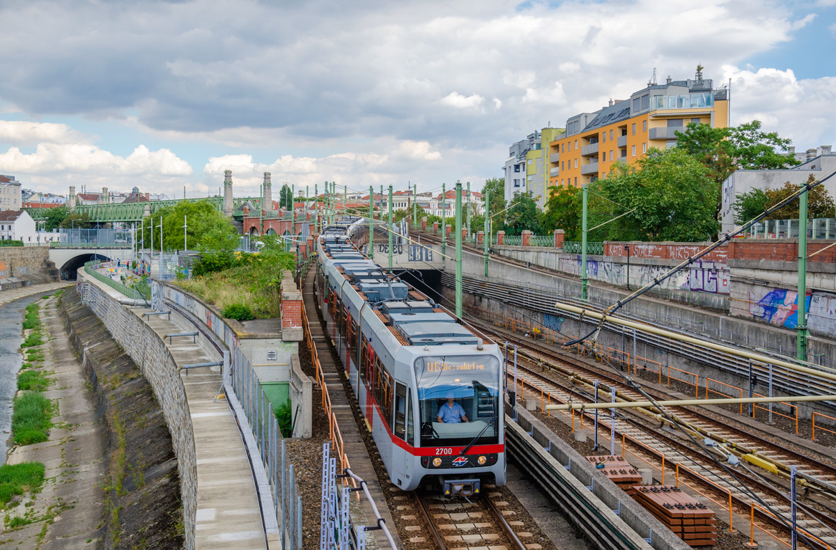 Вена, Bombardier Type T1 № 2700; Вена — U-Bahn — линия U6