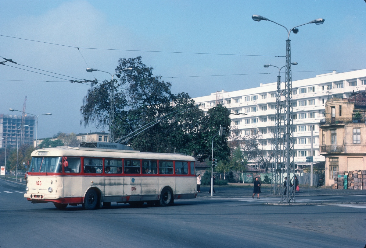Пловдив, Škoda 9Tr9 № 105; Пловдив — Исторически снимки — Тролейбуси • Исторические фотографии — Троллейбусов