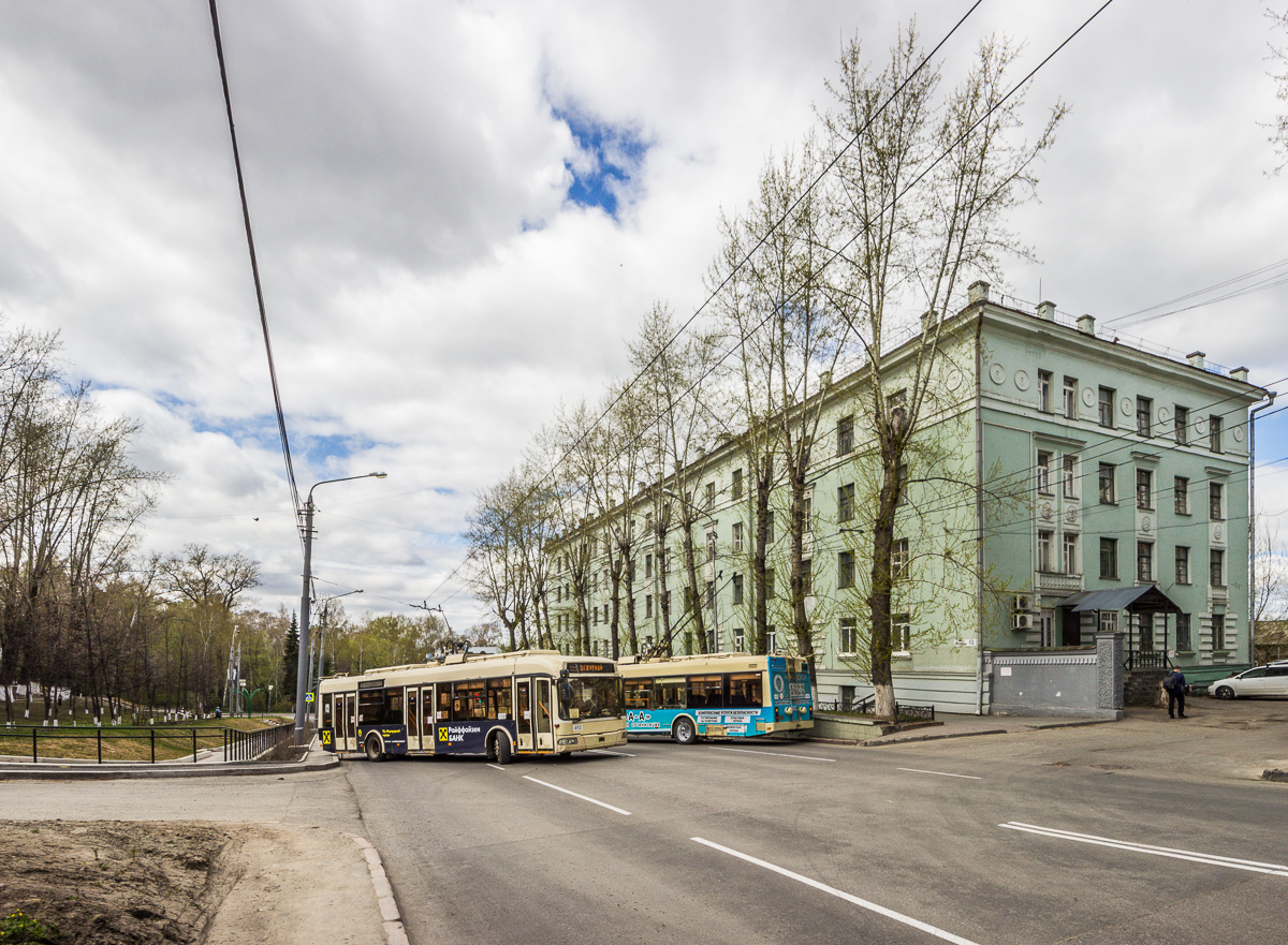 托木斯克, BKM 321 # 412; 托木斯克 — Trolleybuses as road closures