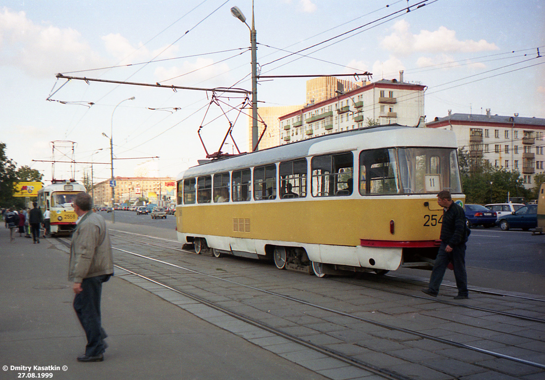 Москва, Tatra T3SU № 2546