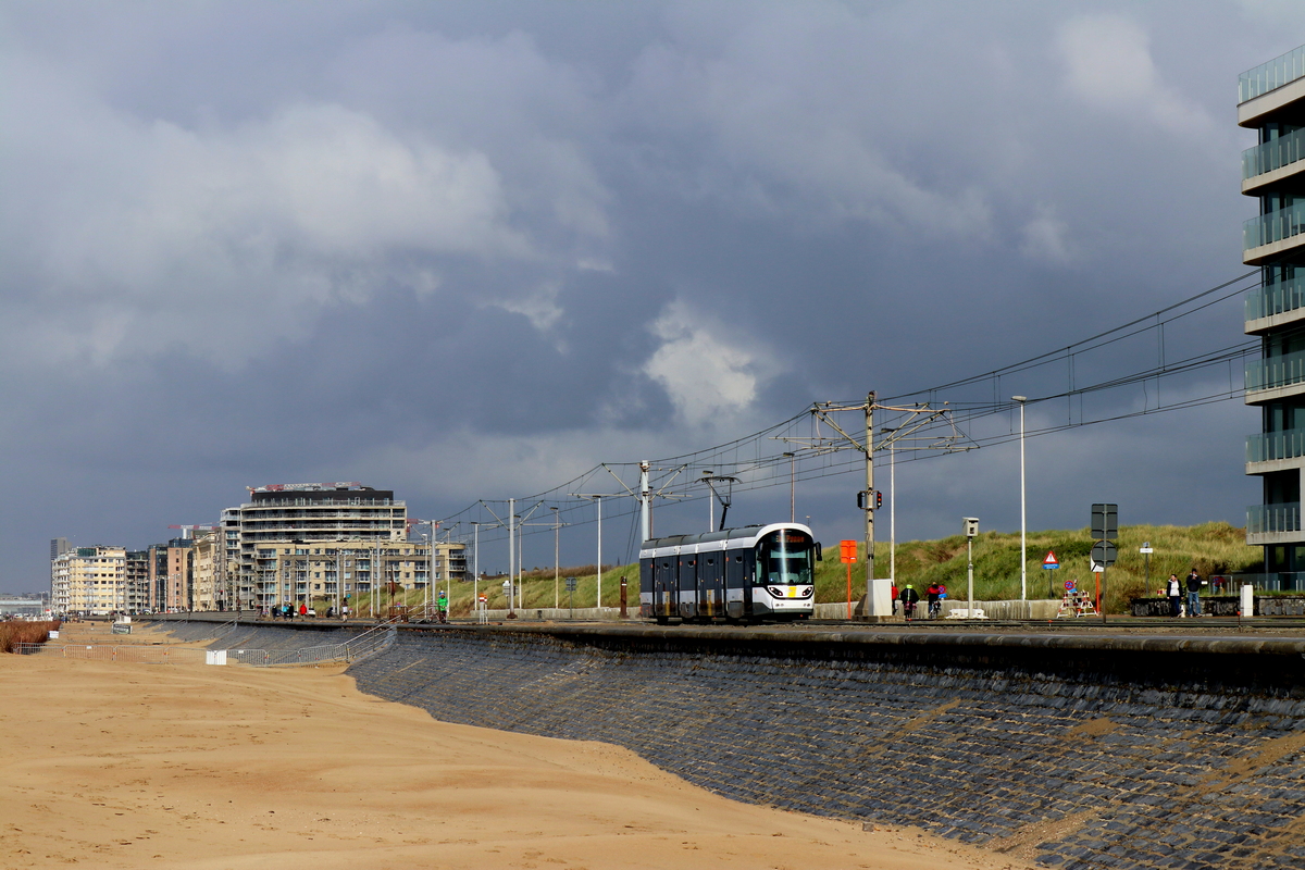 Береговой трамвай, CAF Urbos 100 № 6112; Береговой трамвай — Трамвайные линии и инфраструктура