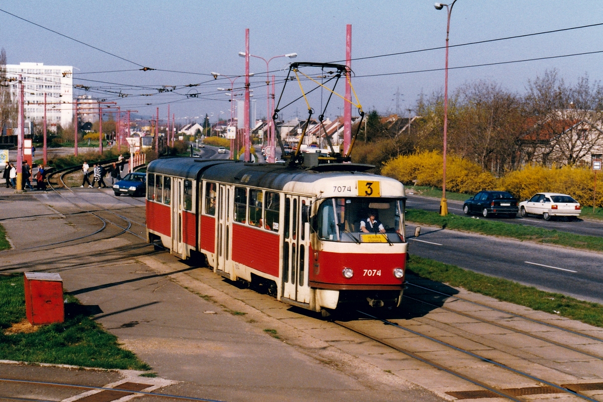 Pozsony, Tatra K2 — 7074