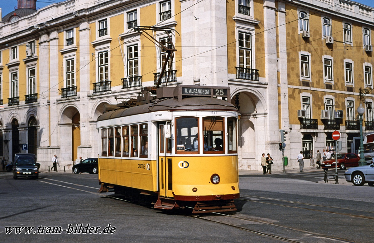 Лиссабон, Carris 2-axle motorcar (Remodelado) № 541