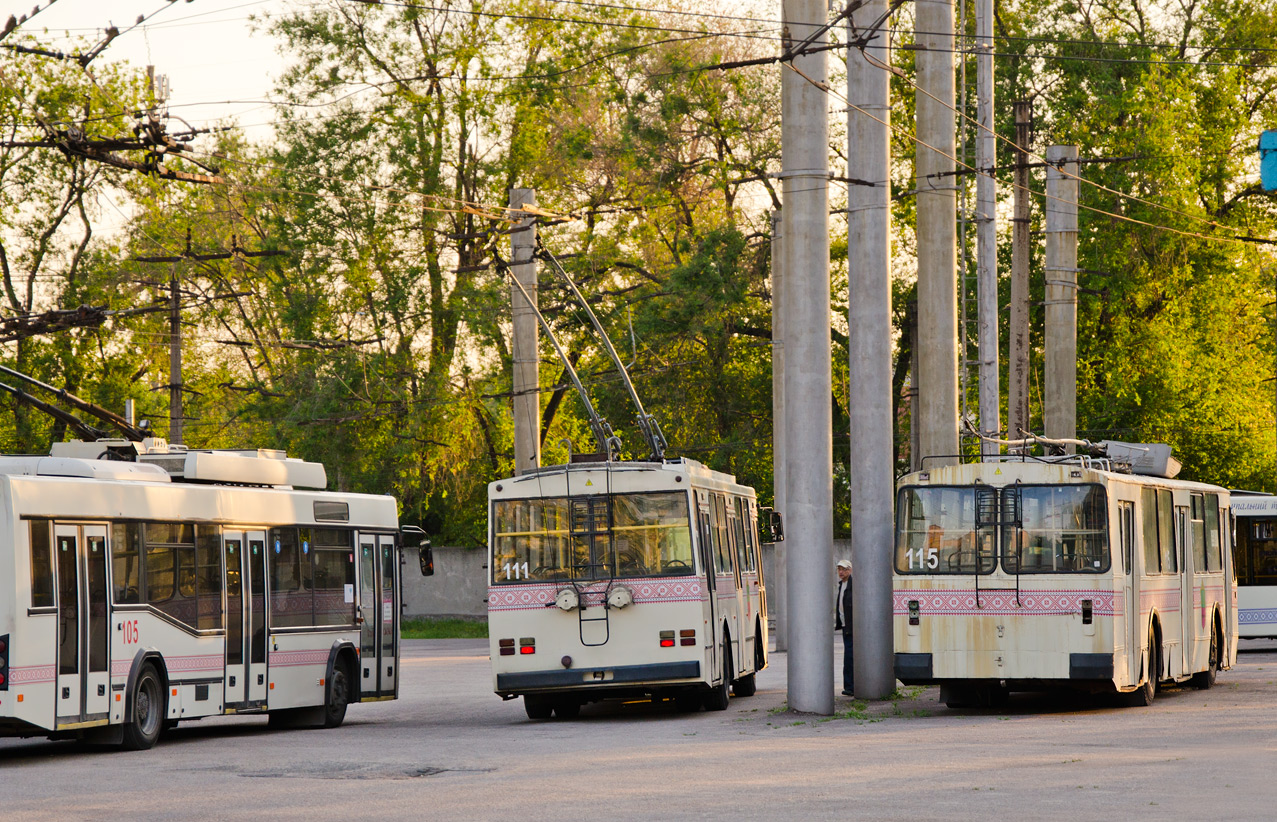 Zaporizhzhia, Škoda 14Tr10/6 № 111; Zaporizhzhia, ZiU-682V [V00] № 115