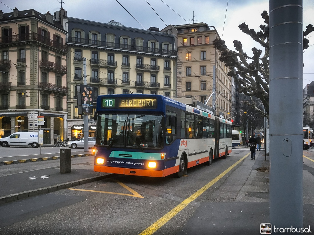Geneva, Hess SwissTrolley 1 (BGT-N) č. 711