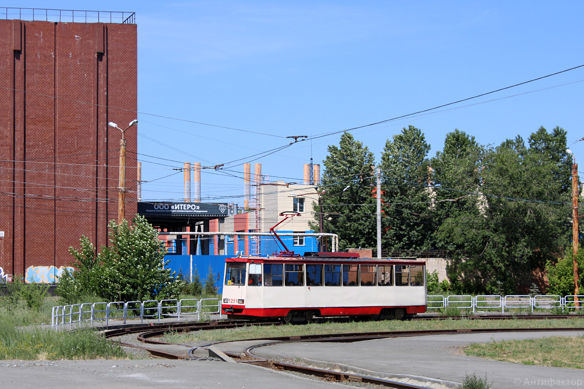 Chelyabinsk, 71-605* mod. Chelyabinsk nr. 1251