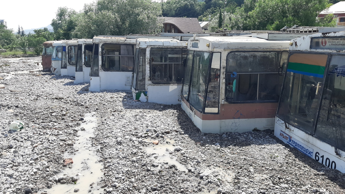 Крымский троллейбус — Последствия наводнения в Ялте 18 июня 2021 года.; Крымский троллейбус — Разные фотографии