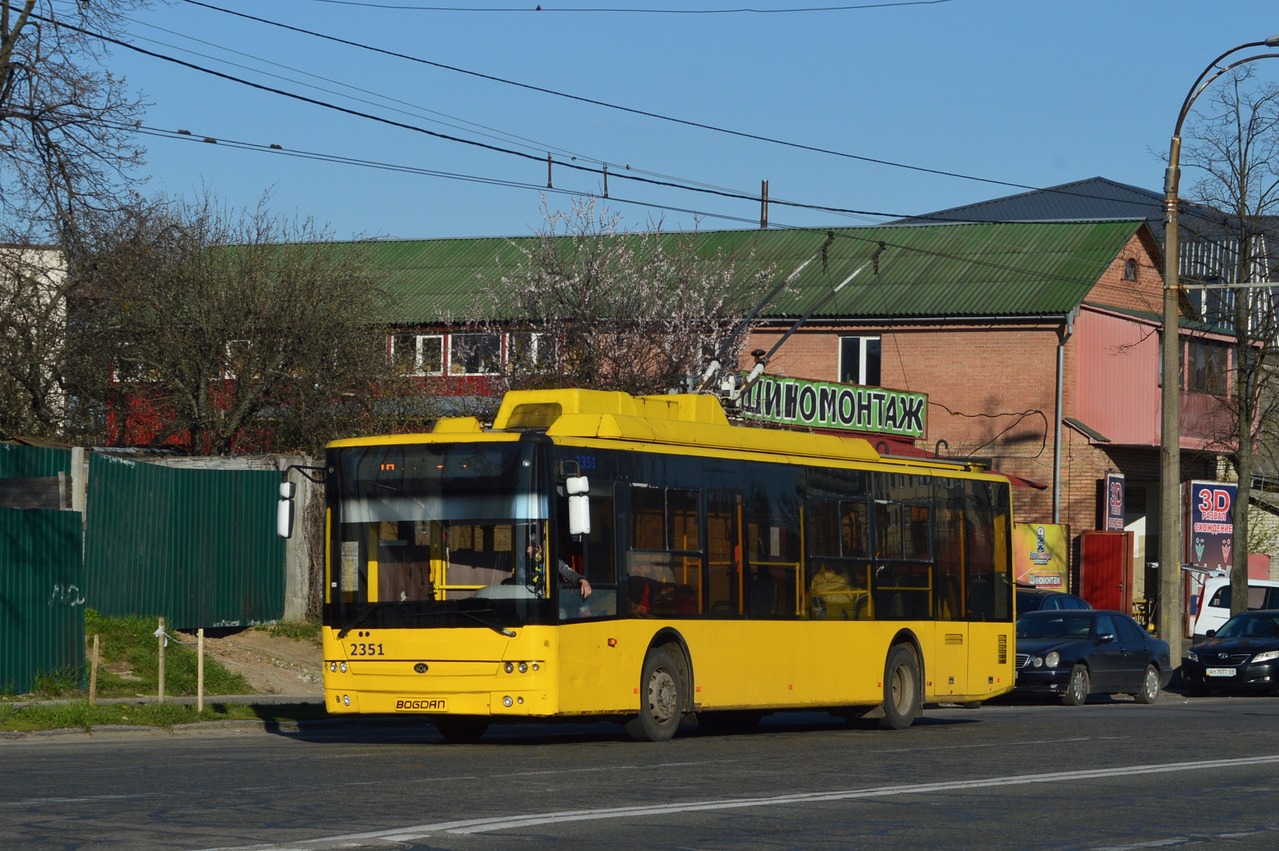 Киев, Богдан Т70110 № 2351