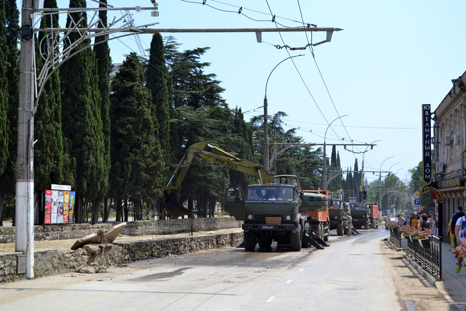 Krymo troleibusai — The consequences of the flood in Yalta on June 18, 2021.; Krymo troleibusai — Trolleybus lines