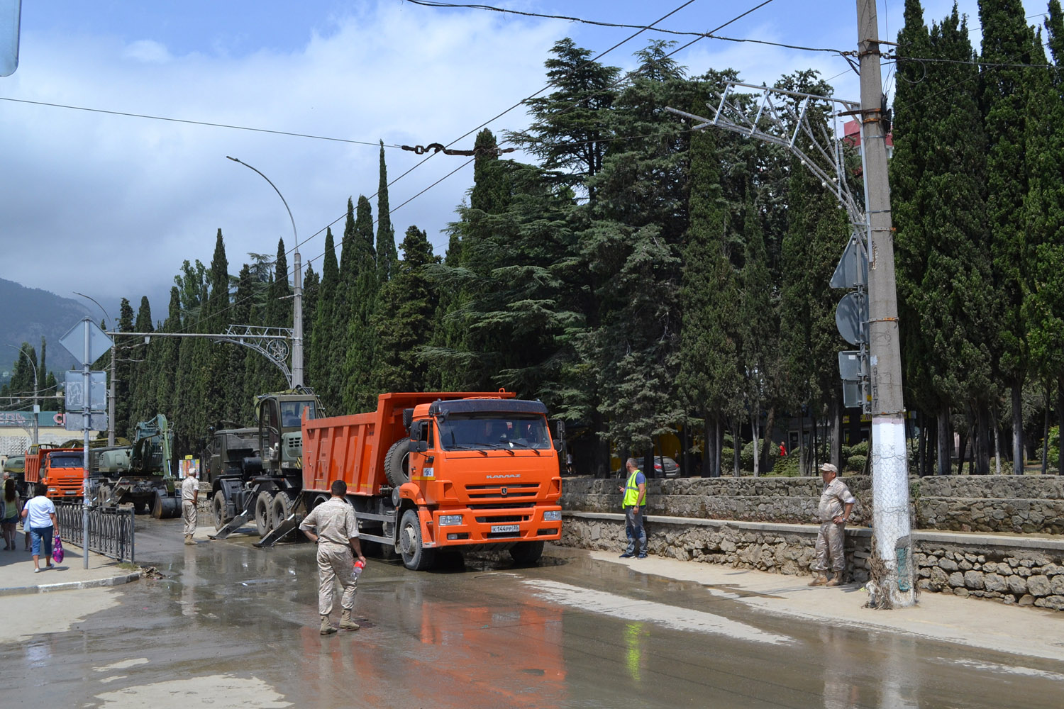 Krymo troleibusai — The consequences of the flood in Yalta on June 18, 2021.; Krymo troleibusai — Trolleybus lines