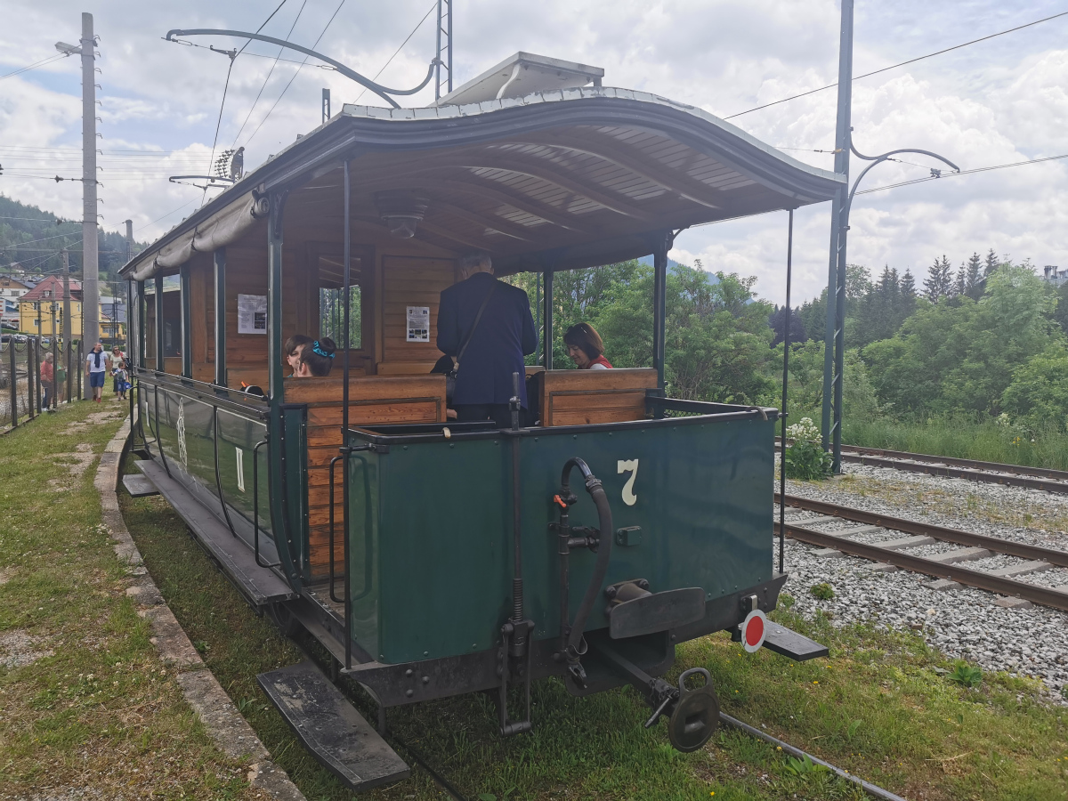 Mariazell, Graz 2-axle trailer car — C 7