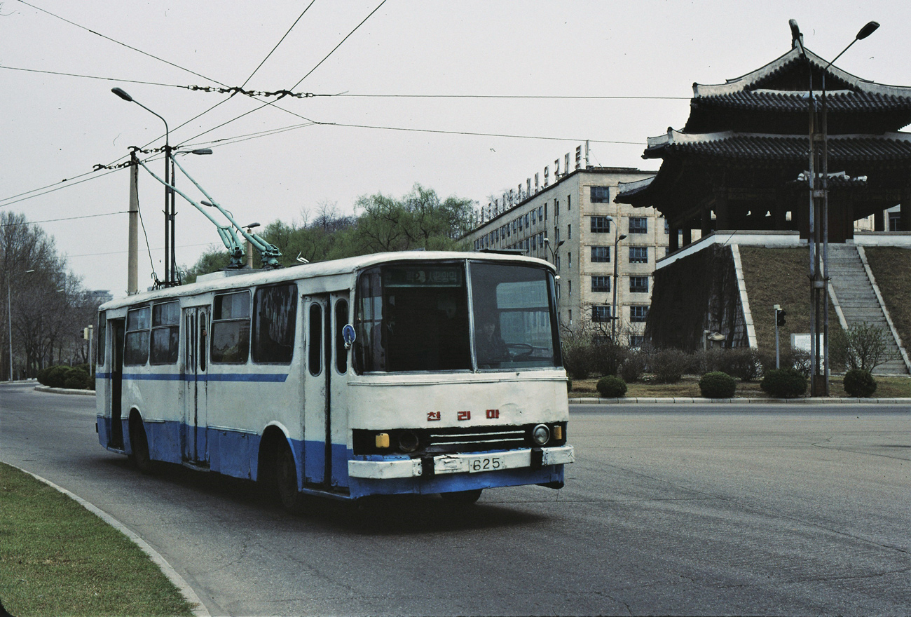 Пхеньян, Chollima 84 № 625; Пхеньян — Исторические фотографии — Трамвай и Троллейбус (1991+)