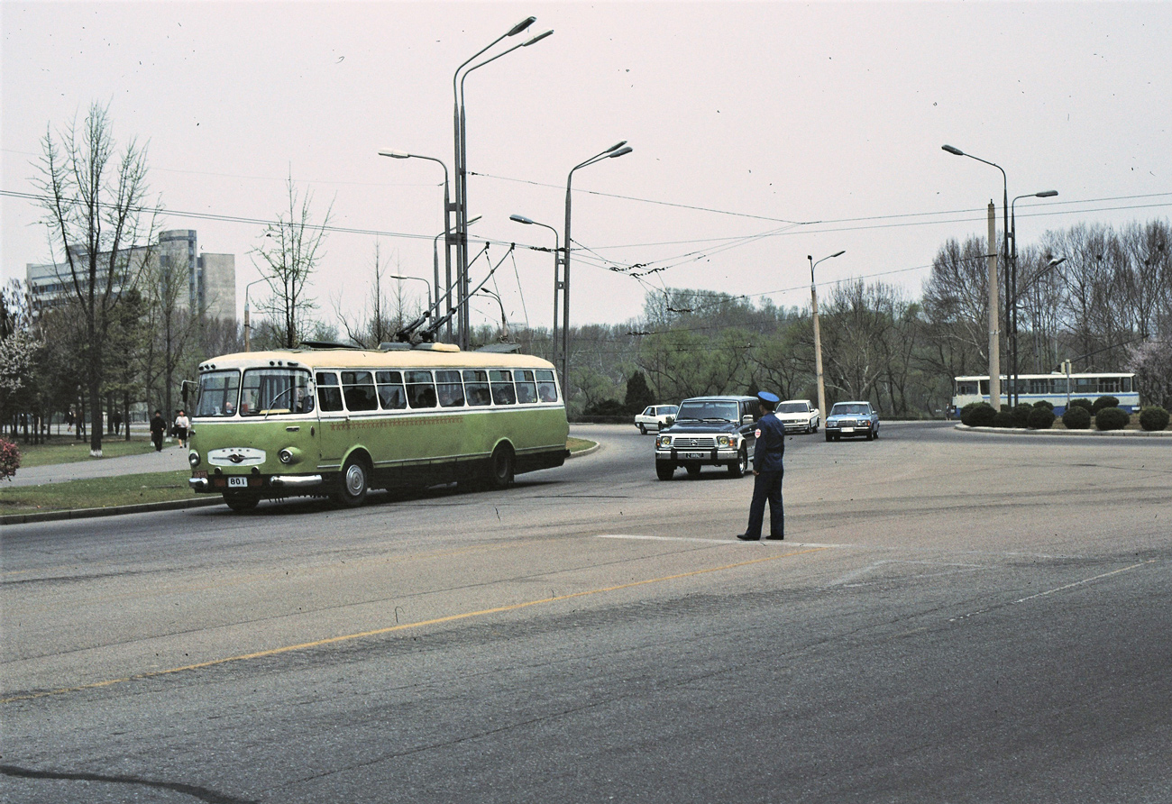 Пхеньян, Chollima 70 № 801; Пхеньян — Исторические фотографии — Трамвай и Троллейбус (1991+)