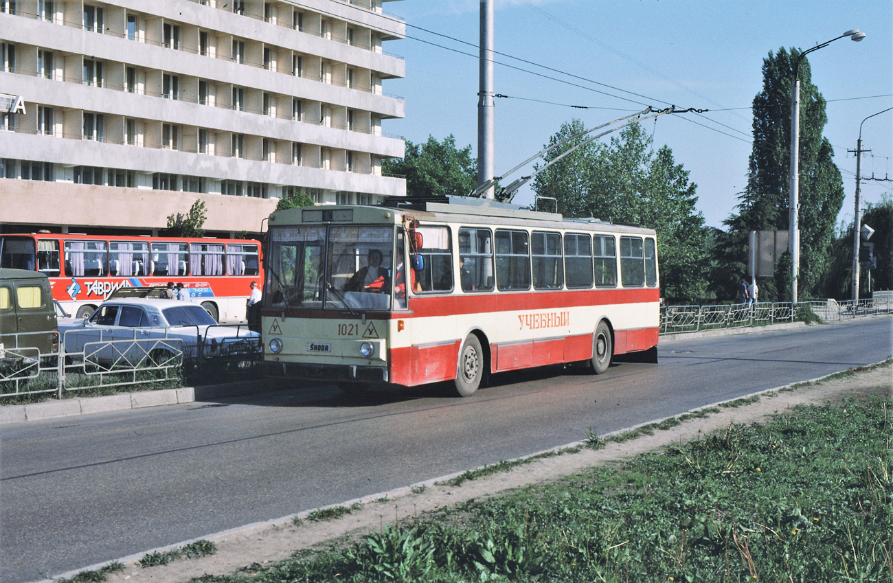 Крымский троллейбус, Škoda 14Tr01 № 1021