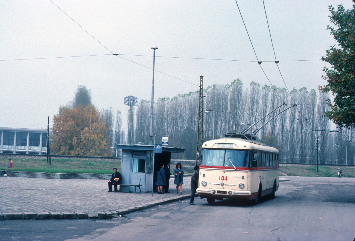 Пловдив, Škoda 9Tr9 № 104; Пловдив — Исторически снимки — Тролейбуси • Исторические фотографии — Троллейбусов