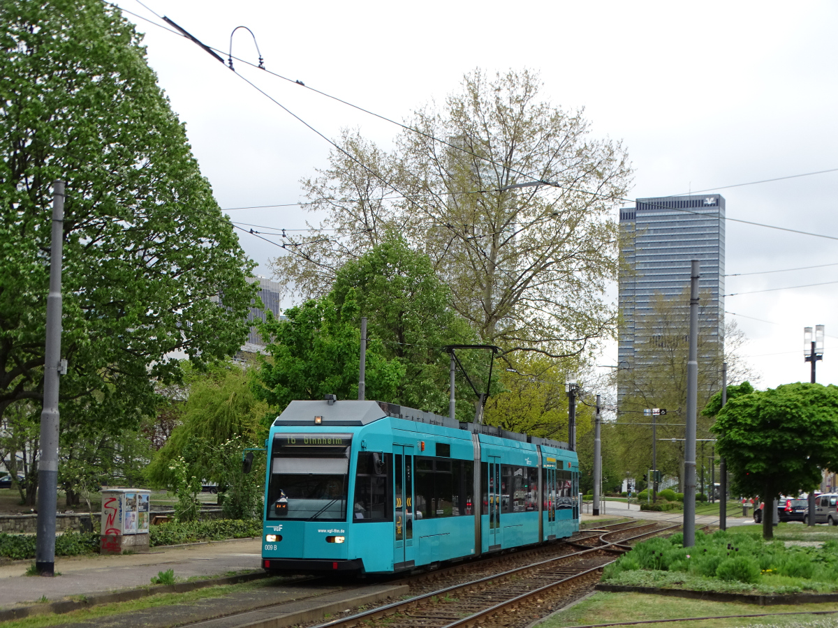 Frankfurt am Main, Duewag R № 009