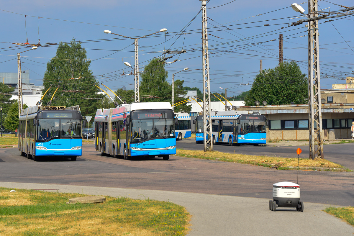 Таллин, Solaris Trollino III 18 AC № 447; Таллин, Solaris Trollino II 18 Ganz № 436; Таллин — Разные фотографии