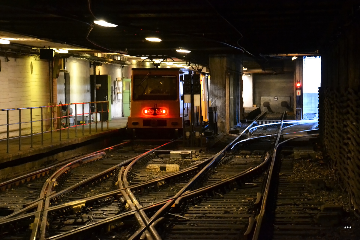 Budapest, Ganz-MÁVAG MillFAV Nr. 21; Budapest — Millennium Underground Railway (M1)