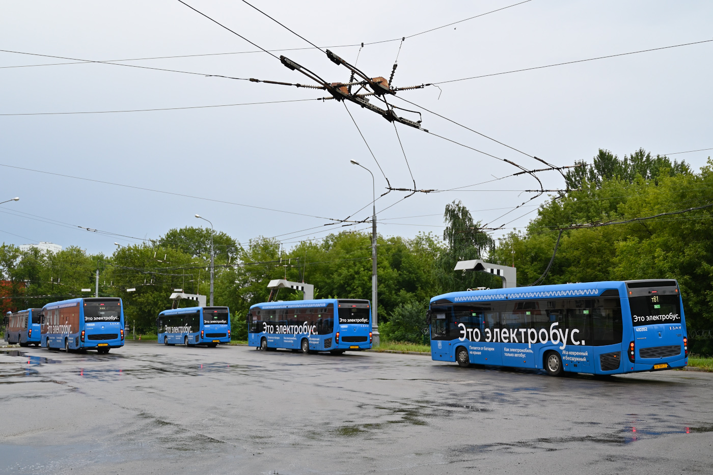 Москва, КАМАЗ-6282 № 410352; Москва — Закрытые троллейбусные линии; Москва — Конечные станции и кольца